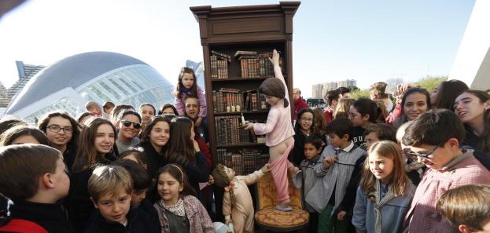 Ninot indultat de las Fallas 2018: Almirante Cadarso - Conde Altea