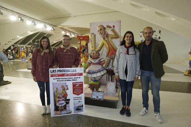 El premio LAS PROVINCIAS al Ninot Tradicional recae en Gayano Lluch-M. Merenciano