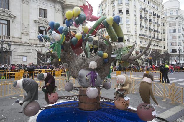 El Principito sueña en la plaza