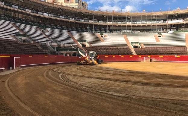 La plaza de toros cambia de tierra