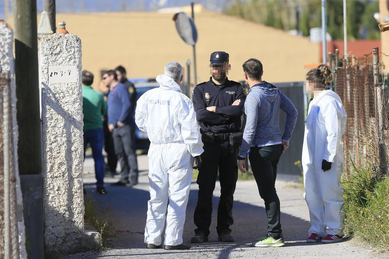 Un maltratador mata a cuchilladas al padre y hiere a la hija de su exnovia en Castellón