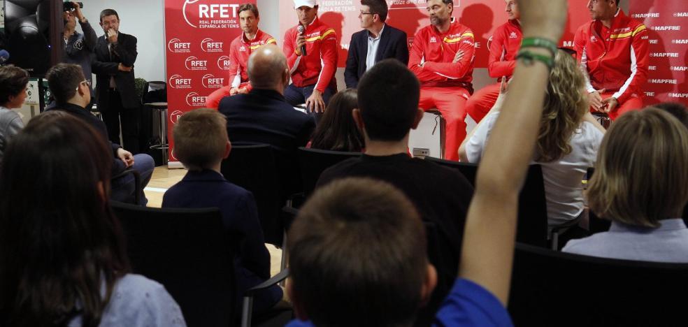 Nadal recupera la ilusión en Valencia