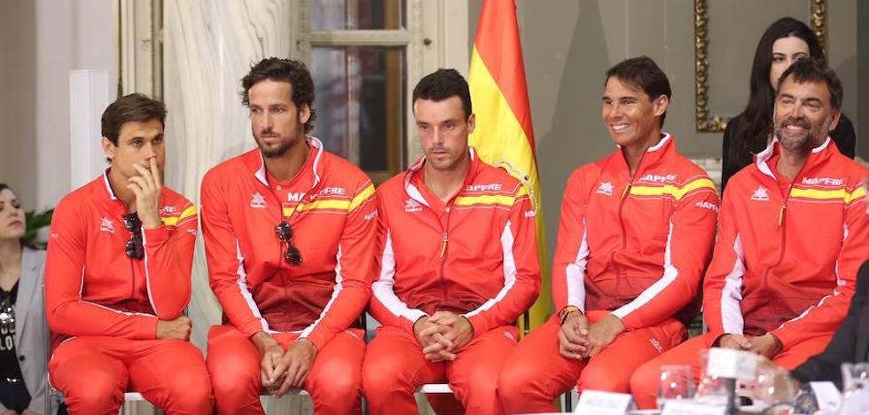 Nadal y Ferrer jugarán los partidos individuales en la plaza de toros de Valencia