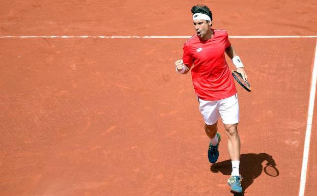 Ferrer entrega a España la victoria