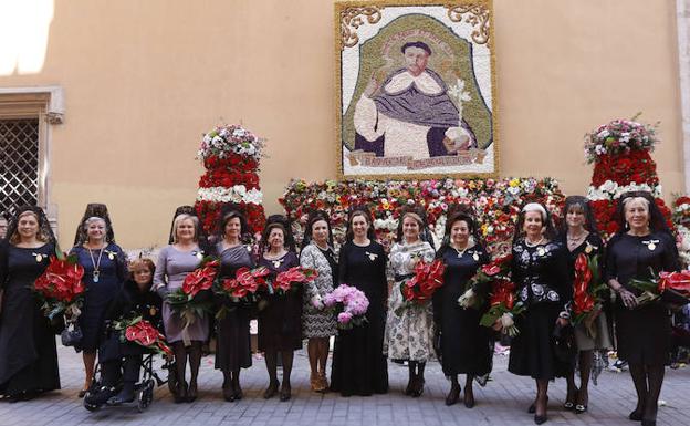 Ofrenda de los Altares a San Vicente