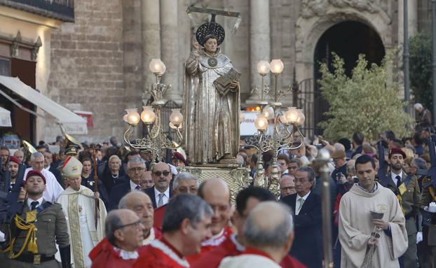 Procesión en honor a San Vicente