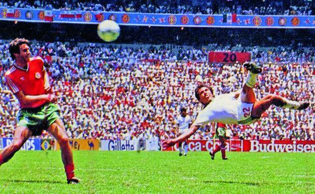 El gol de Negrete, elegido el mejor de los Mundiales