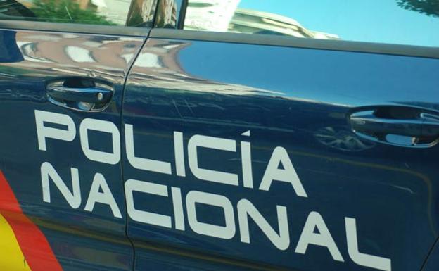 Detenido por dar una paliza a su expareja a la salida del trabajo y llevar 16 gramos de cocaína en el bolsillo en una calle de Patraix