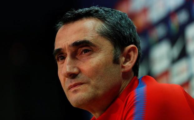 Valverde: «¿El adiós de Iniesta? El club siempre tira hacia adelante»