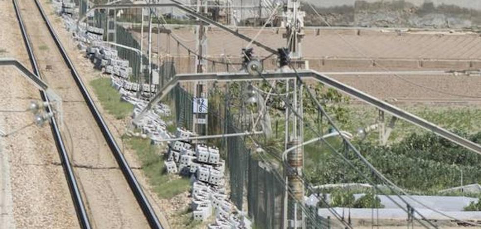 Fomento arranca las obras para el tercer carril pendiente entre Valencia y Sagunto