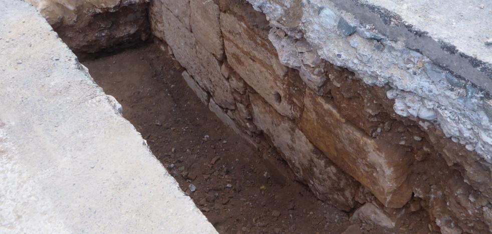 Las obras junto al cauce se han topado ya con once zonas arqueológicas