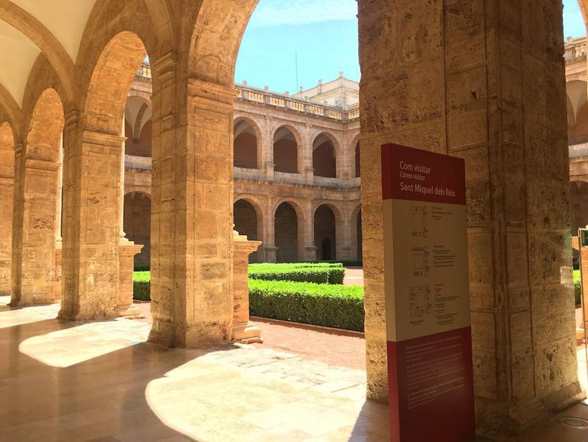 El códice Spectacula Lucretiana, los pasadizos de una cárcel y otros secretos que descubrir del Monasterio de San Miguel de los Reyes