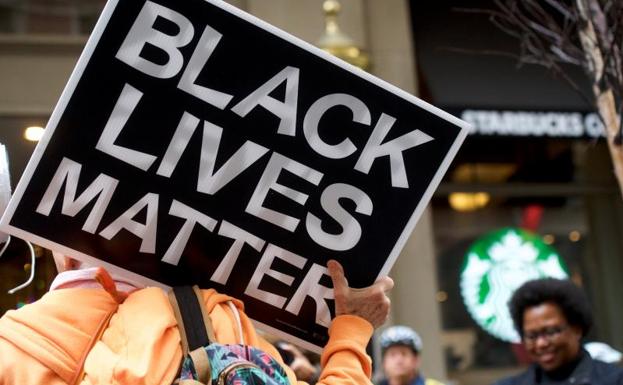 Starbucks cerrará una tarde 8.000 locales en EE UU para formar a su personal contra el racismo