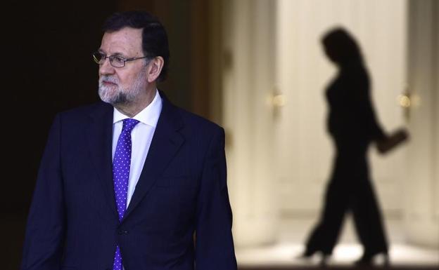 Rajoy ve un ejemplo de confianza que el FMI mejore el crecimiento de España