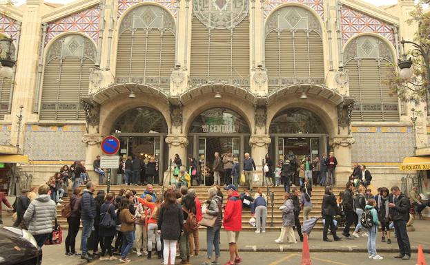 La Valencia guiri: ¿qué hacen los turistas cuando vienen?