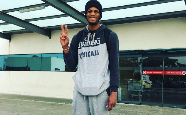 Brooks recibe el alta tras caer ayer desplomado en la Fonteta