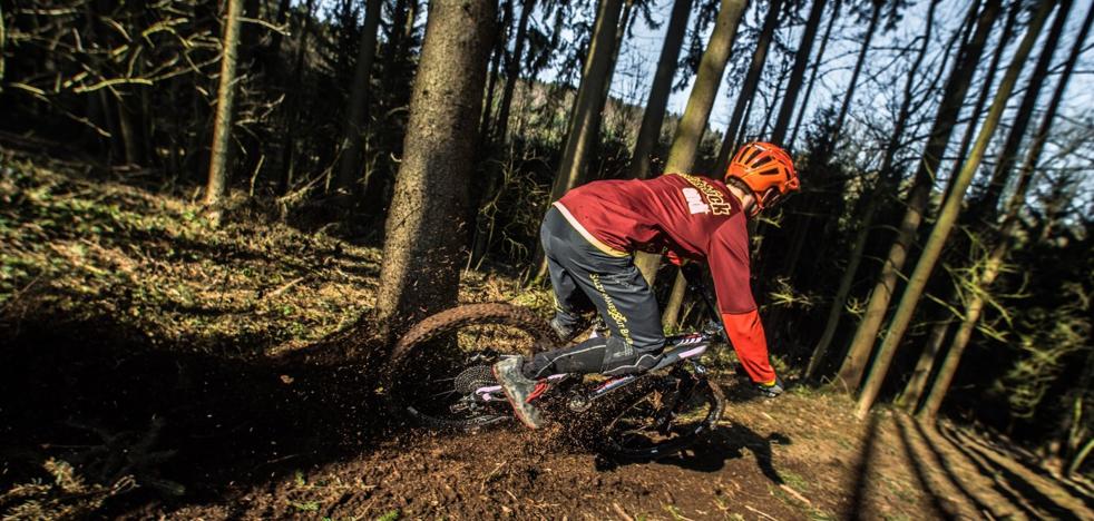 El Consell rectifica y vuelve a prohibir pruebas deportivas en el monte