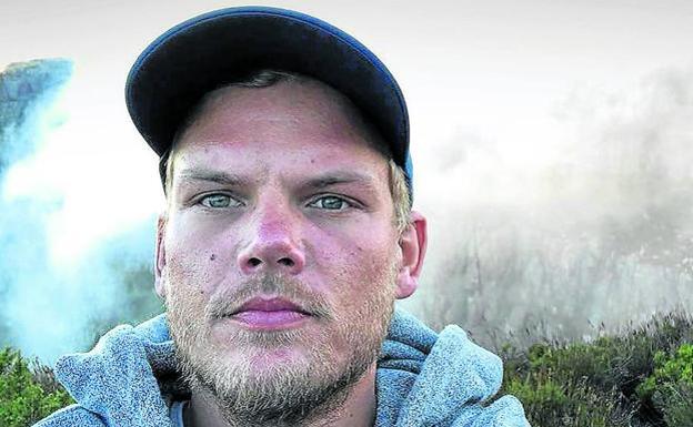 La muerte de Avicii destapa el desordenado ritmo de vida de los DJs