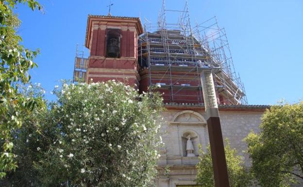 Pego redescubre la cúpula y la capilla del Ecce Homo a través del ciclo 'Descobreix una obra'