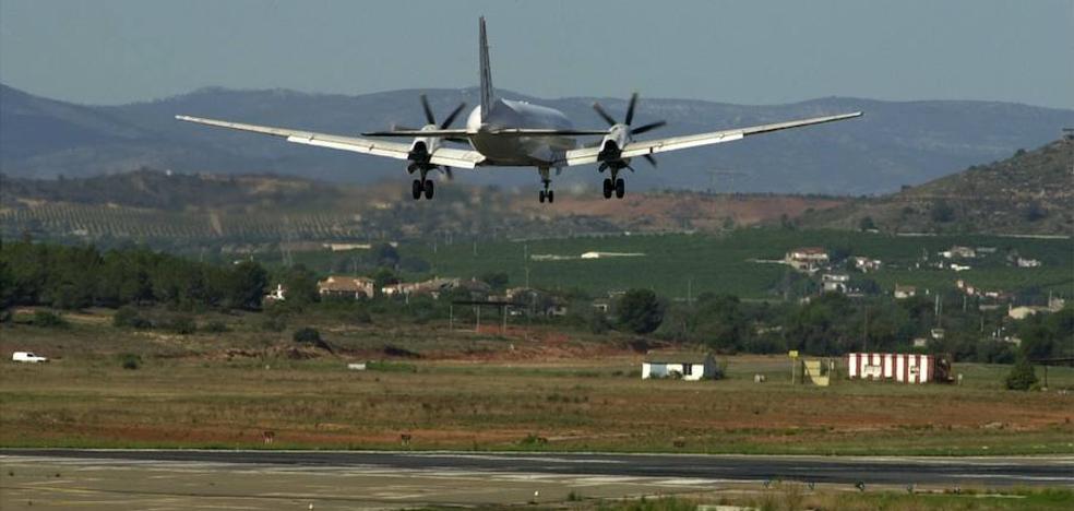 Aena insonorizará 135 viviendas más en el entorno del aeropuerto de Valencia