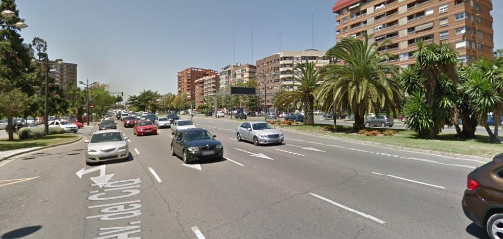 Una motorista resulta herida en un accidente en la avenida del Cid