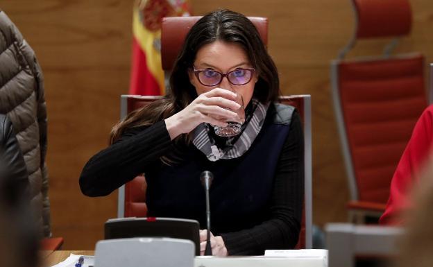 Oltra culpa al ministro Montoro de la «falta de personal» para poder contestar antes al Síndic de Greguges