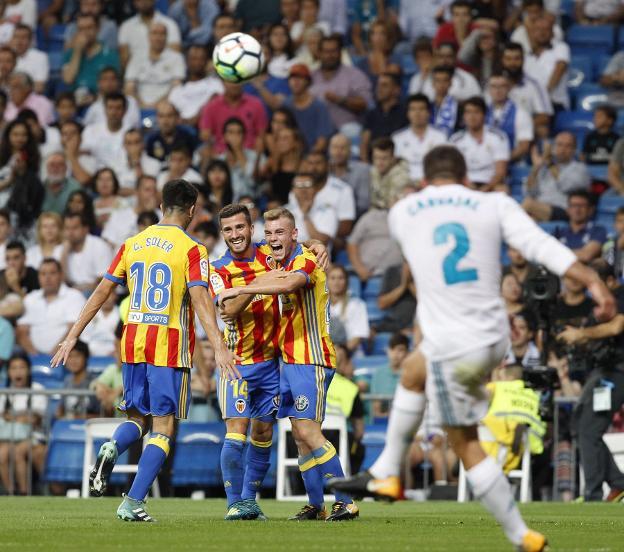 Guedes, Soler y Gayà, jóvenes y muy cotizados