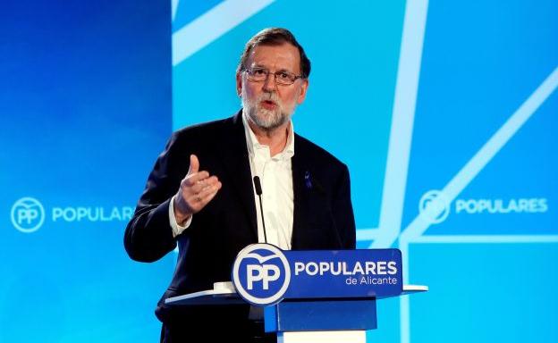 Rajoy avisa que recurrirá la ley de plurilingüismo si no respeta libertad de los padres