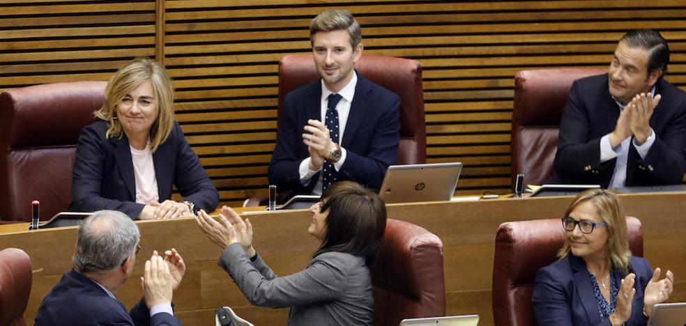 Mª Sagrario Sánchez jura como nueva diputada del PP en Les Corts