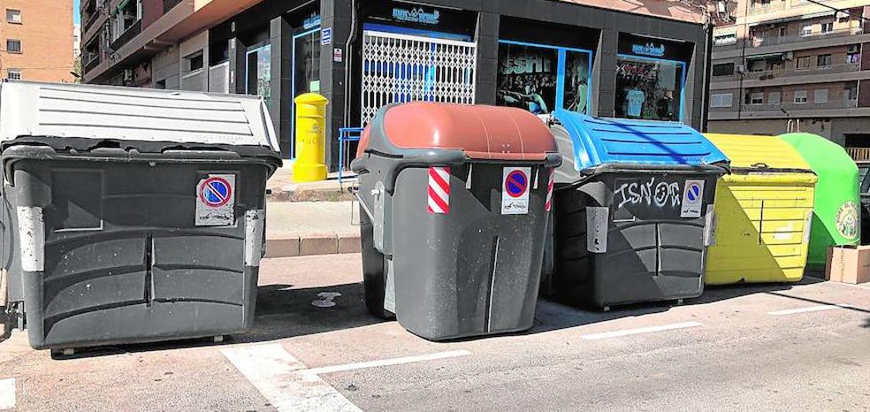 Un quinto contenedor llenará las calles de Valencia con 1.470 nuevos depósitos