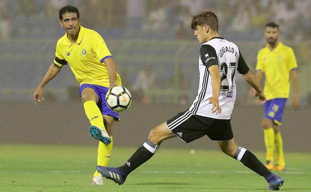 Marcelino convoca al canterano Gonzalo Villar