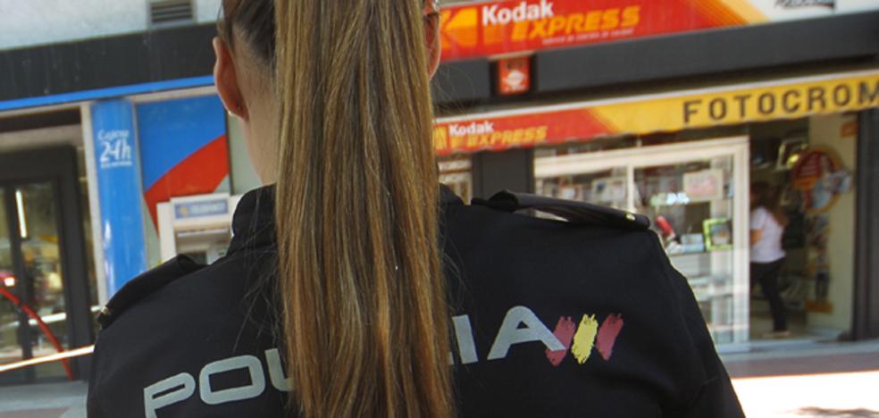Un hombre amenaza en Valencia a otro con un cuchillo de 30 cm para «asustar un poco»