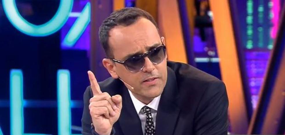Al menos seis heridos al desplomarse una grada durante una entrevista de Risto Mejide a Iniesta