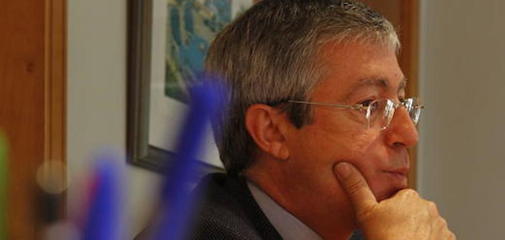 Alejandro Escribano: «A Barça y Madrid les encantaría una ciudad deportiva como la de Nazaret»