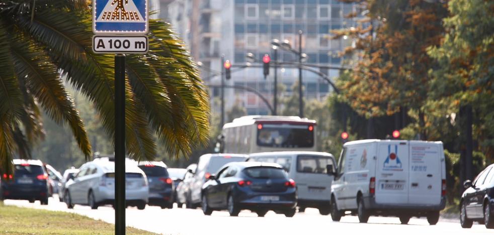 Los accidentes fuerzan a mejorar la señalización en la avenida del Cid