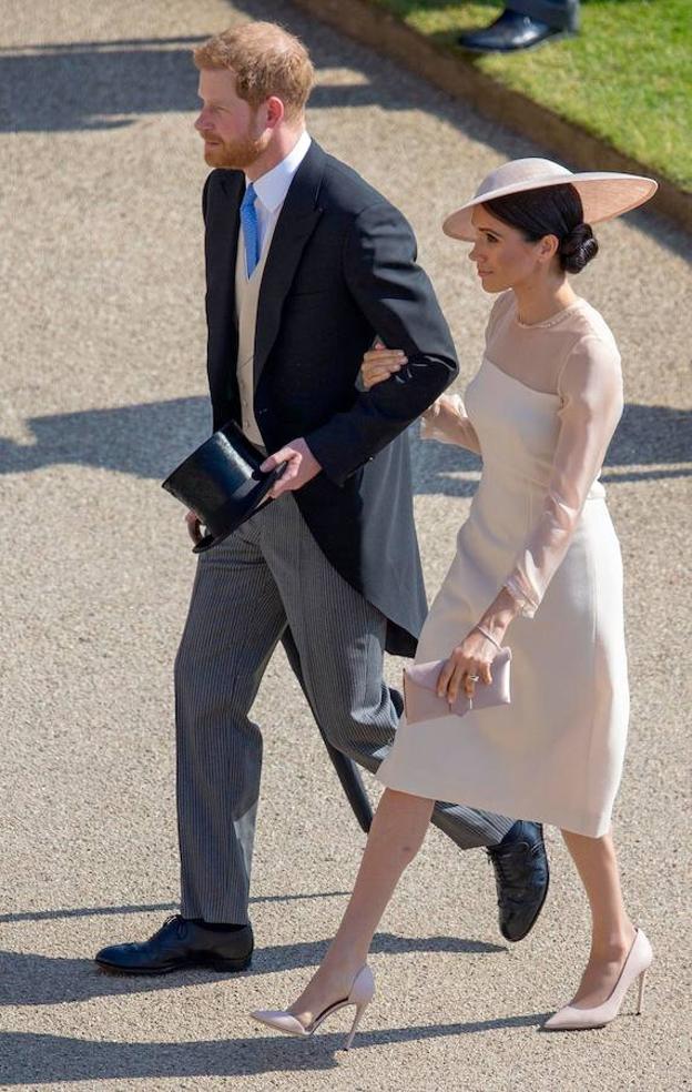 Dónde comprar y por cuánto el vestido que Meghan Markle lució ayer