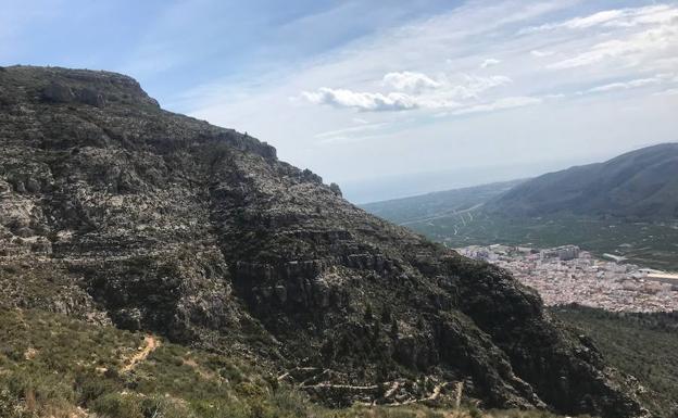 Alt de les Creus: una ruta por las mejores panorámicas de la Comunitat