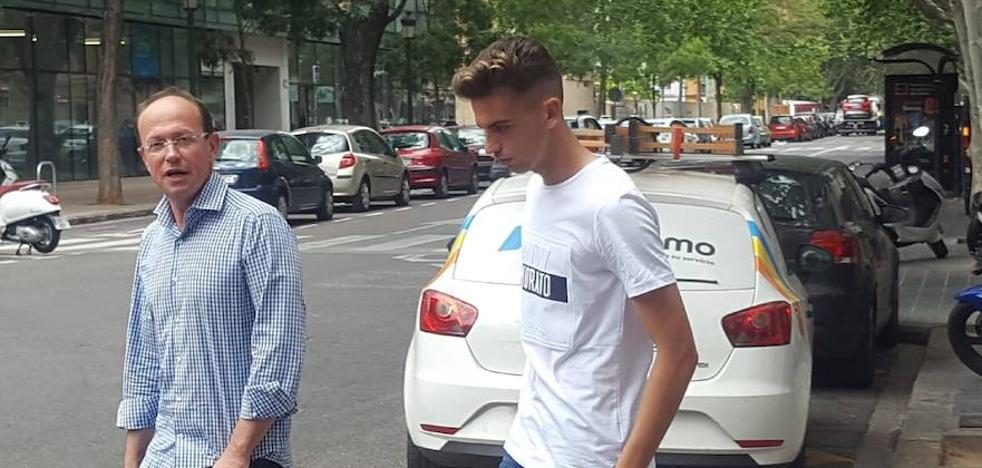 Paterna fabrica otro zurdo: Centelles renueva con una cláusula de 100 millones