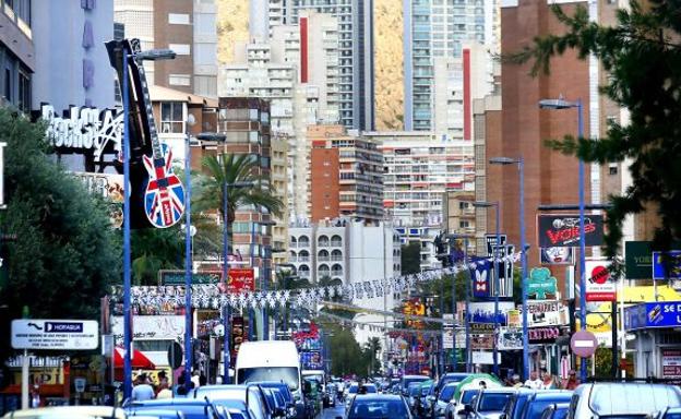 Pena de cárcel por morder a su expareja en la cara al negarle un beso en Benidorm