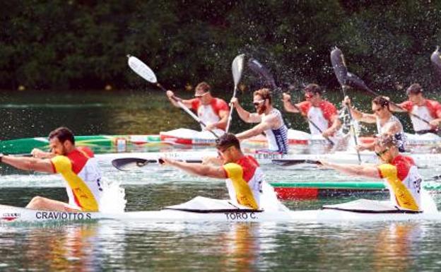 El equipo español de K4 500, campeón de Europa