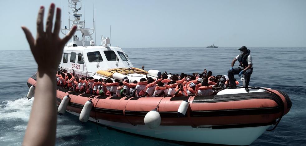 «El mar está picado y muchos sufren mareos y nauseas»