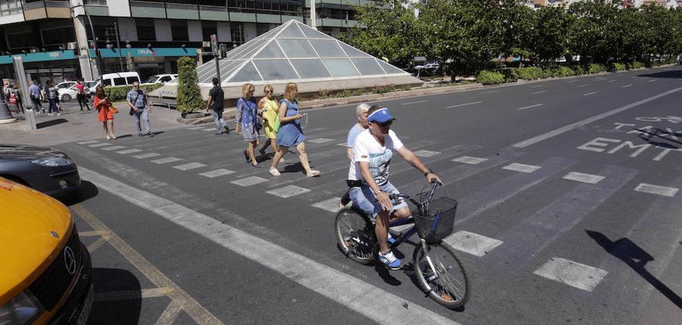 Los ciclistas tendrán prioridad frente a los coches en los semáforos de las grandes vías