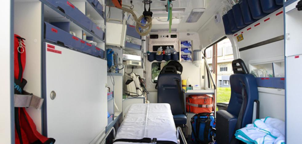 Tres heridos en un accidente entre un coche y una autocaravana en la N-340
