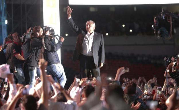 La República amorosa de López Obrador