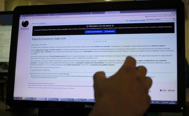 La wikipedia cierra temporalmente en España