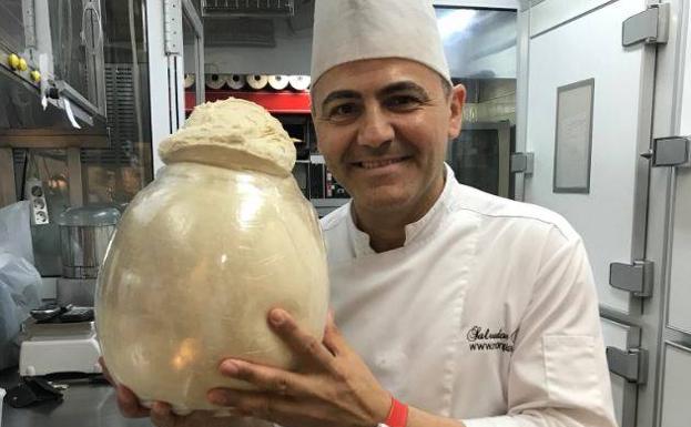 El valenciano Salvador Pla, aspirante espaÃ±ol al 'Pastelero Mundial 2018'