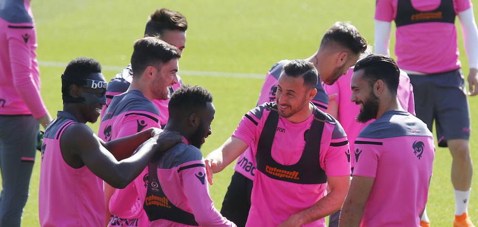 El Levante UD se reencuentra con el balón
