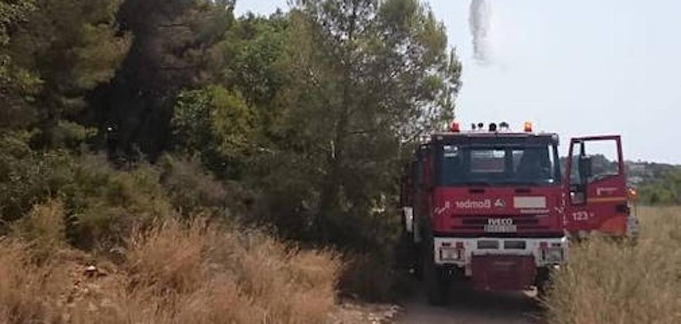Extinguido el incendio forestal declarado en el parque natural de El Montgó