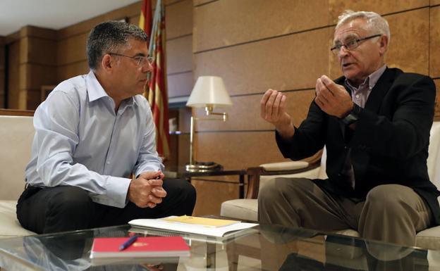 Ribó pide disculpas por la falta de transporte público en los actos de la Marina