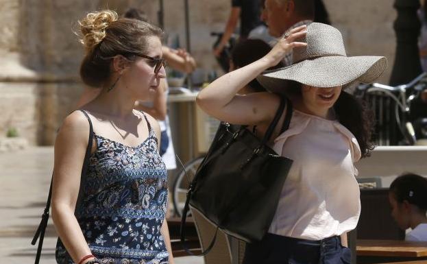 Activada la alerta por calor alto en casi 100 municipios de la Comunitat Valenciana